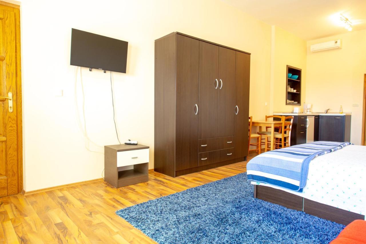 Apartments Facini Kosljun Exterior photo